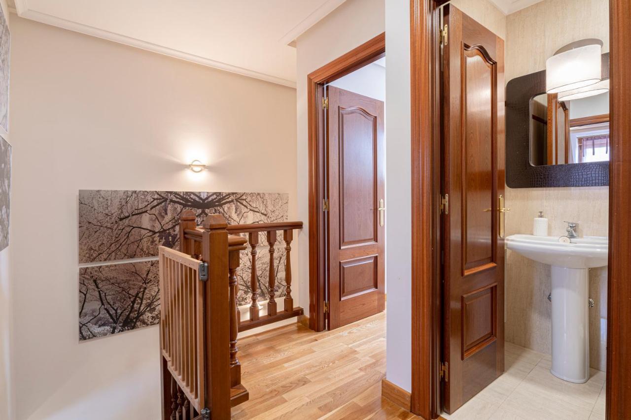 De La Guardia Suite Rosal Oviedo Eksteriør billede